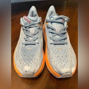 Hoka Clifton 9 - Size 7.5 - Airy Blue/Ice Water